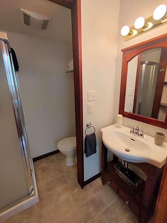 Stonewater Manor B&B