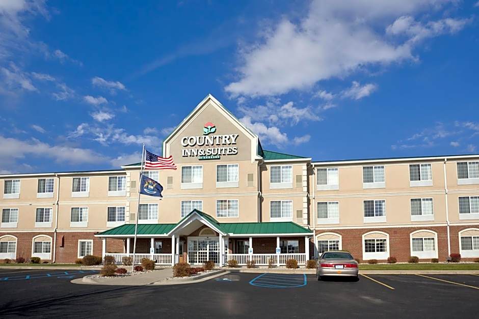 Country Inn & Suites by Radisson, Big Rapids, MI