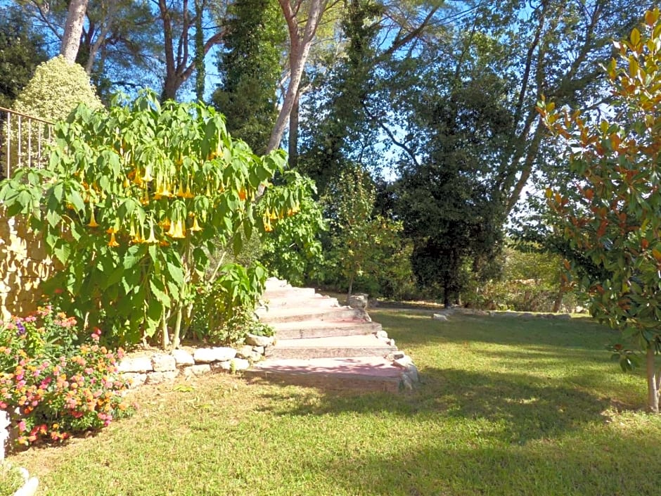 O Tilia D'Azur – Roquefort-Les Pins, CT