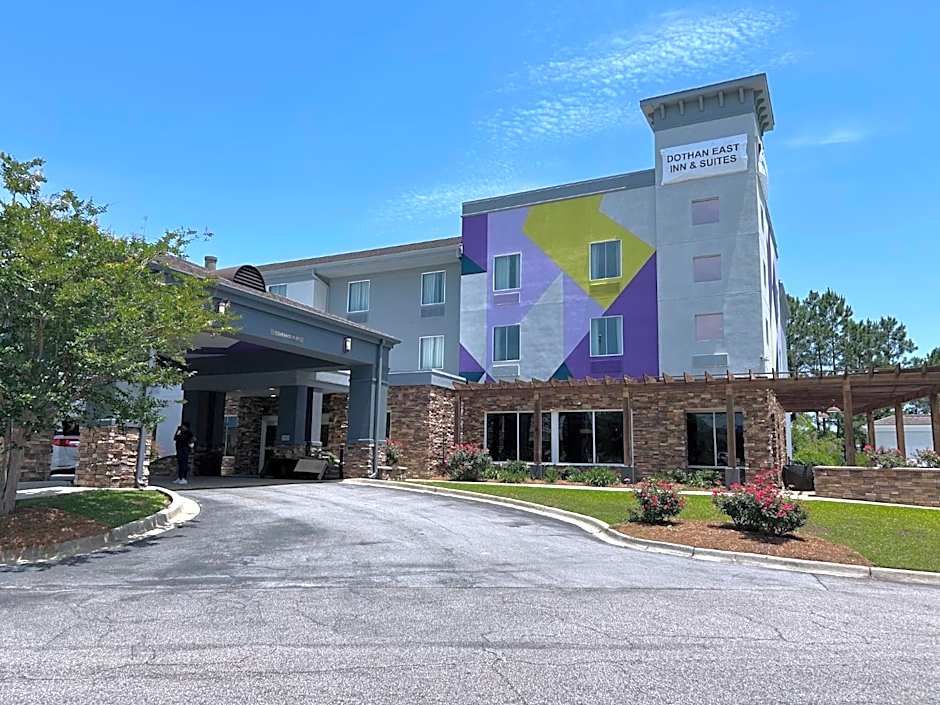 Dothan East Inn & Suites
