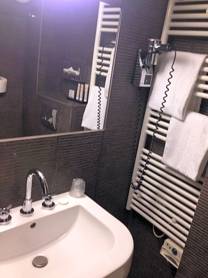 Hotel Le Jardin de Neuilly