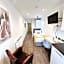 Fox House Studios, City centre Aparthotel