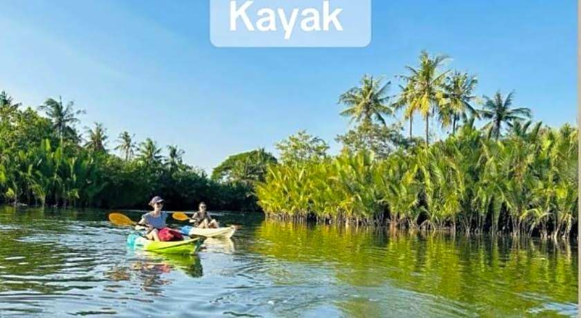 Neakru Guesthouse and Restaurant