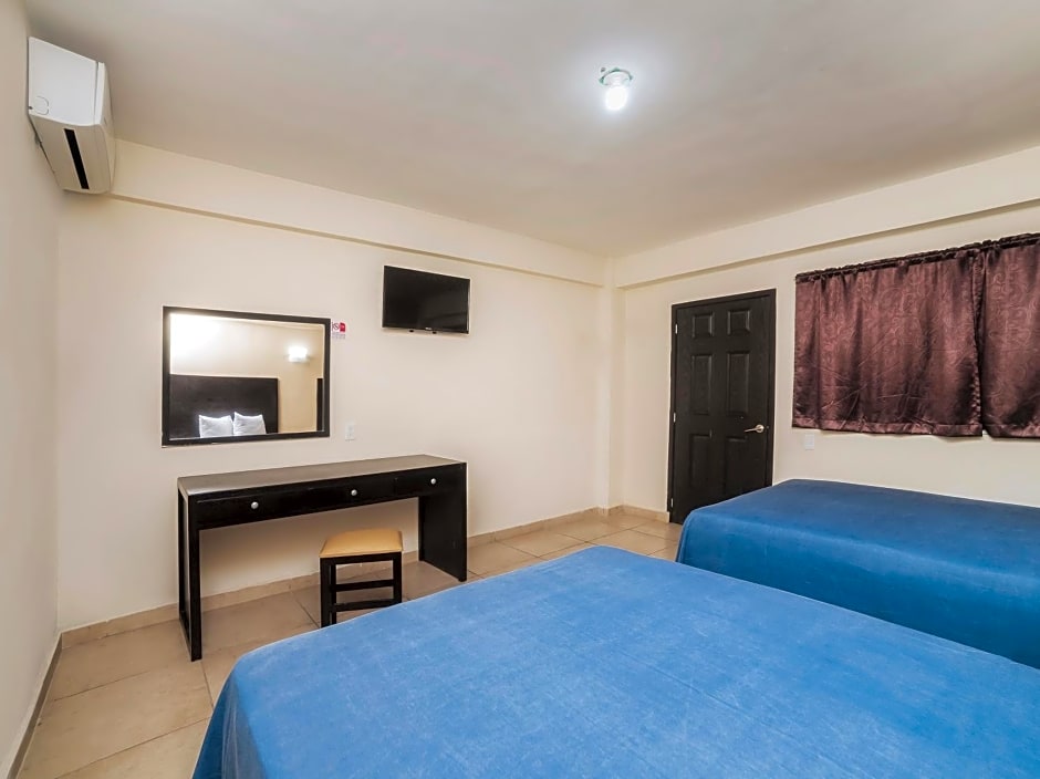 Hotel Puerto Inn