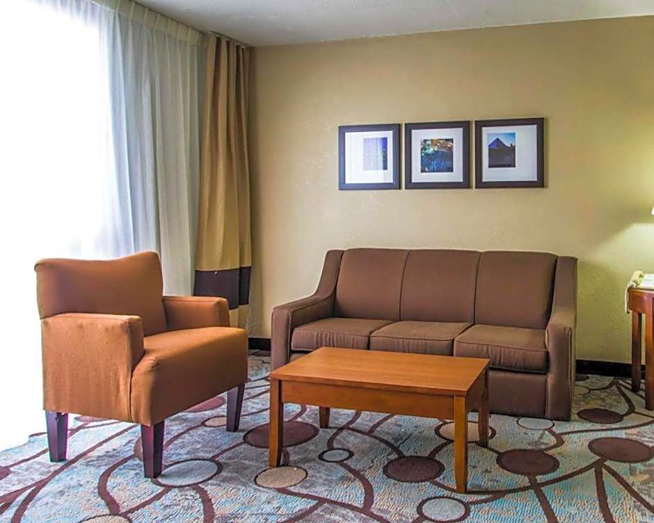 AmericInn by Wyndham Memphis East