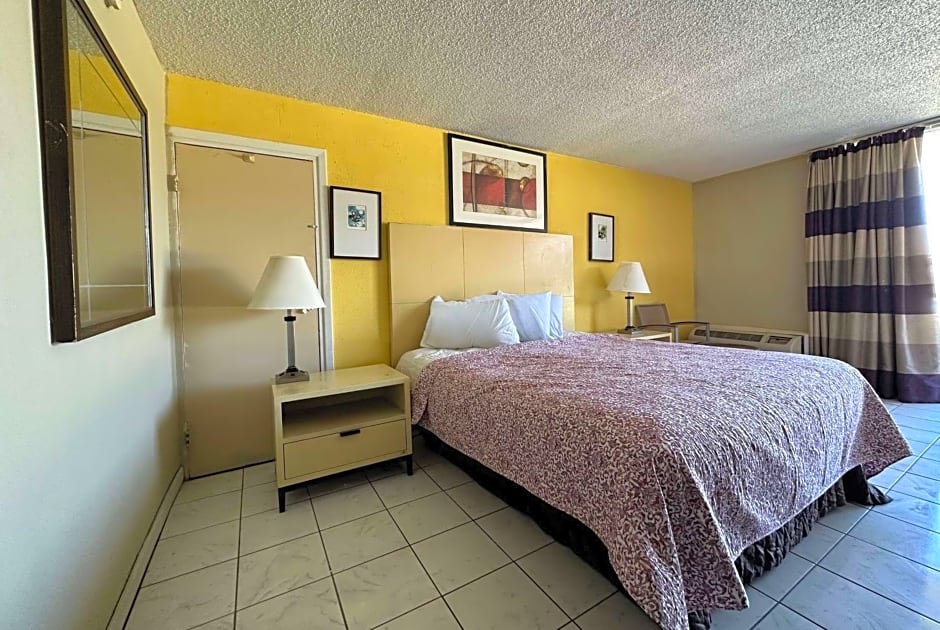 Travelodge by Wyndham Lumberton