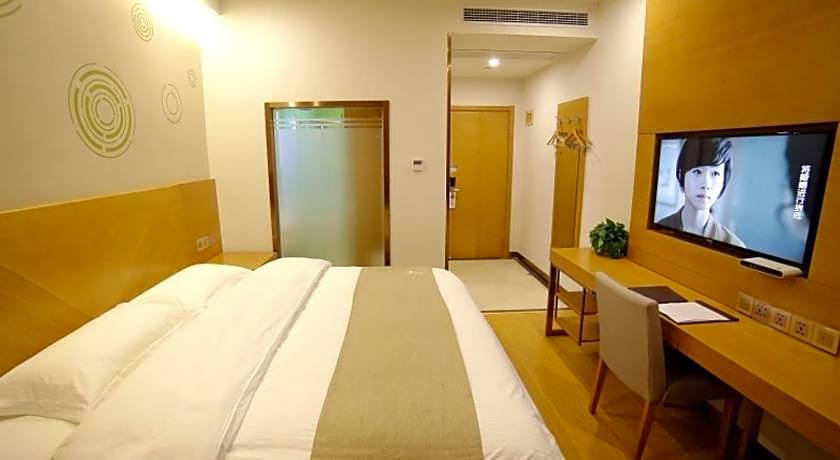 GreenTree Inn Fuyang Development Zone Weisan Road Express Hotel