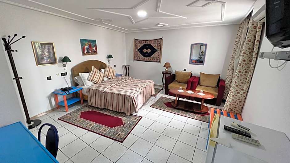 Hotel Annakhil
