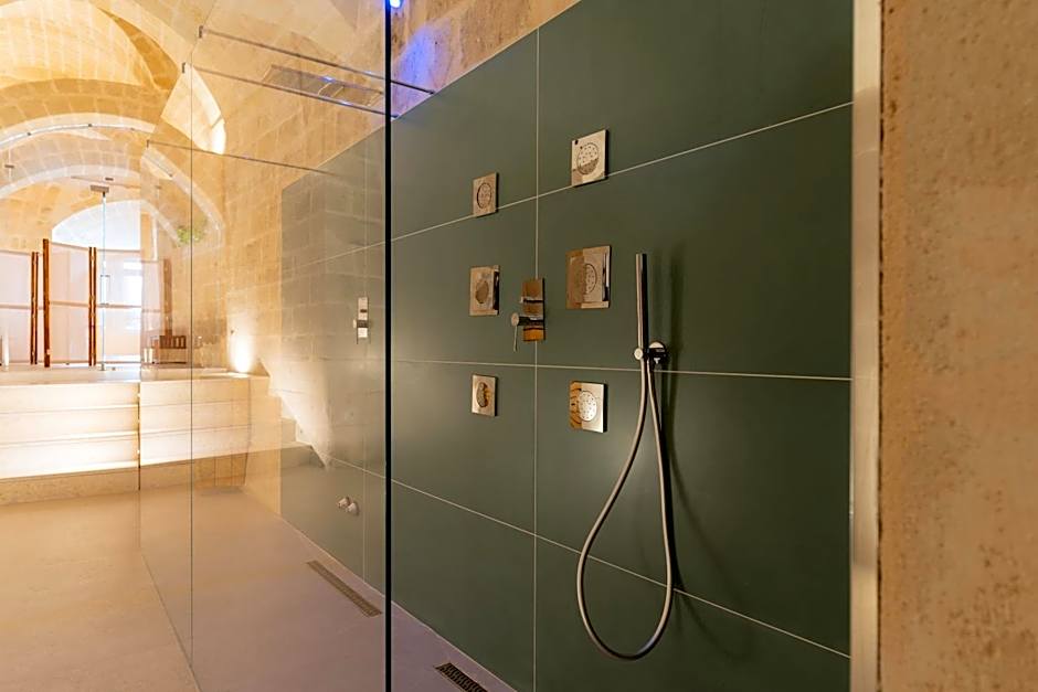 Endea Suite Rooms & Lounge SPA