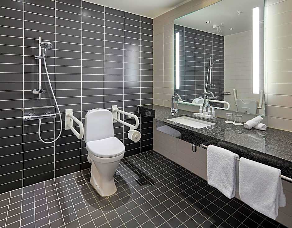 Crowne Plaza Copenhagen Towers By IHG