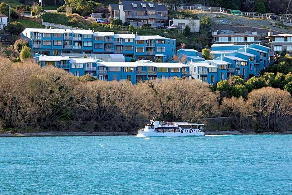 Spinnaker Bay Apartments