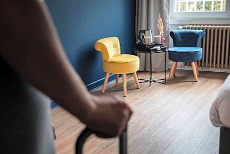 Superior Twin Room with City View