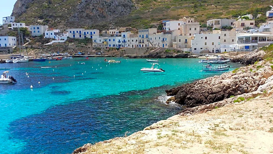 Almaran - Trapani port & city