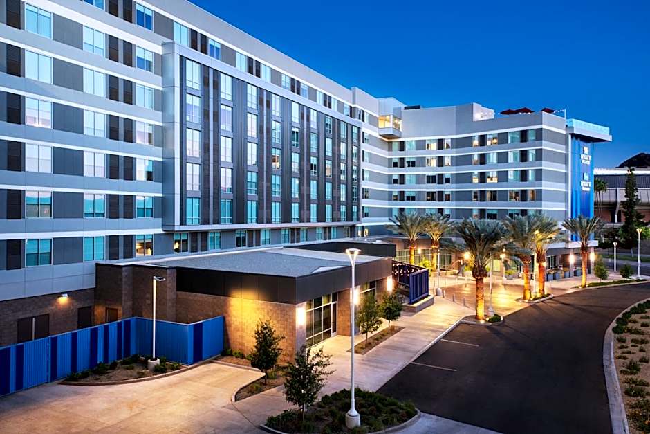 Hyatt Place Tempe / Phoenix / University