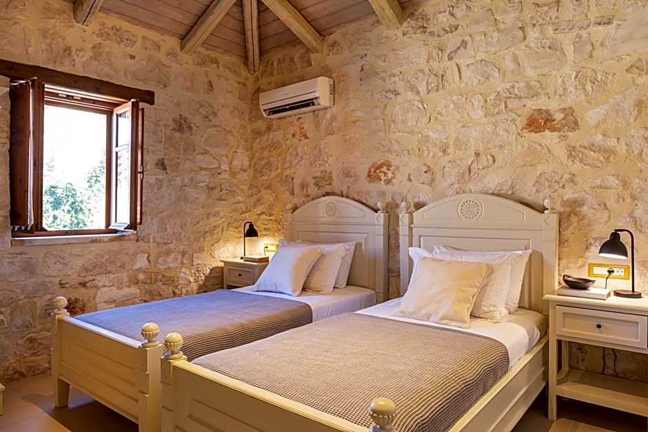 Paliokaliva Apartments and Villas