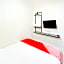 Vaccinated Staff - OYO 90048 Teratai Bekasi Guesthouse