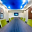 Holiday Inn Express & Suites Arlington North – Stadium Area by IHG