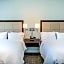 Hampton Inn By Hilton & Suites Panama City Beach-Beachfront