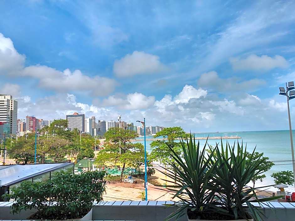 Apt. Em hotel na Av. Beira Mar em Fortaleza