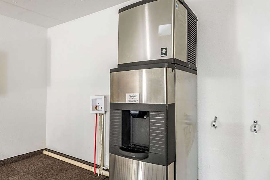 Studio 6-Indianapolis, IN