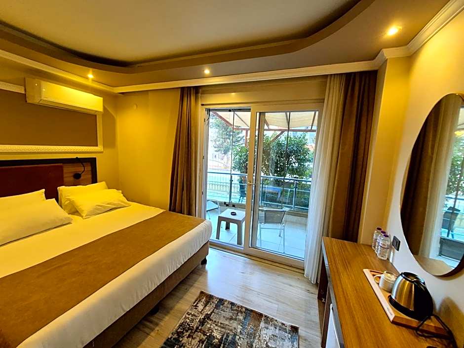 Toprak Otel