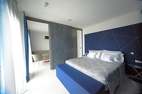Three-Bedroom Apartment with Ocean View