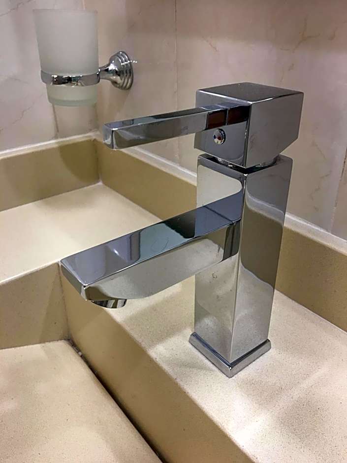 Herbal Inn Suites