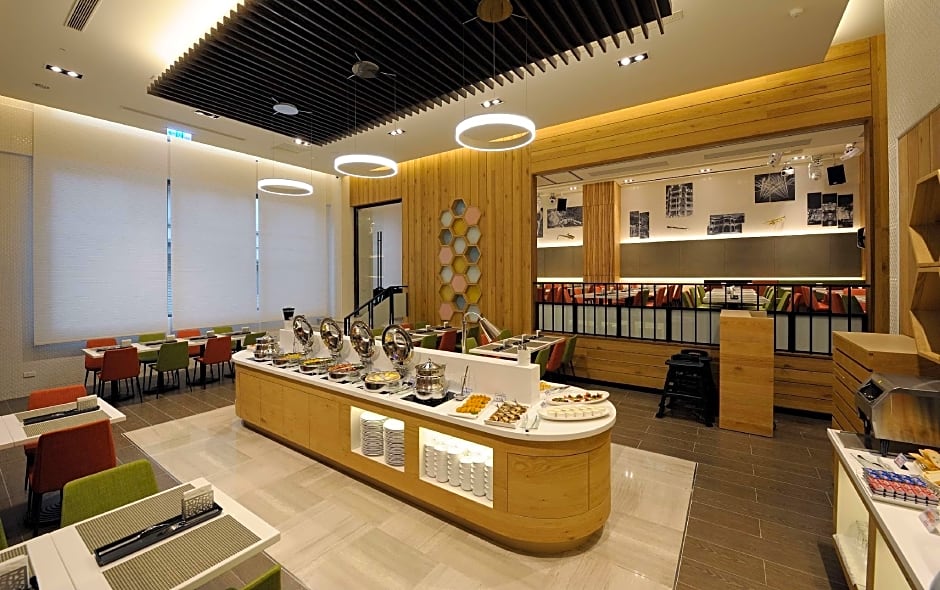 Golden Tulip Glory Fine Hotel