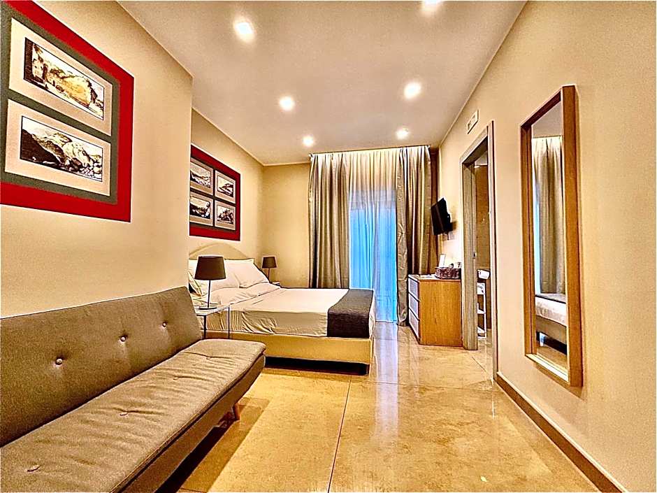 MDC LUXURY ROOMS NAPLES