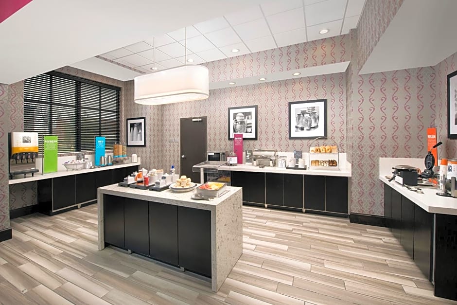 Hampton Inn Huntsville/Village of Providence, AL