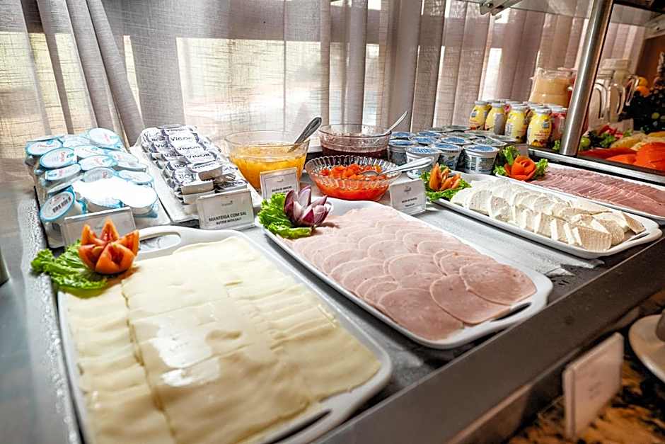 Quality Suites Natal