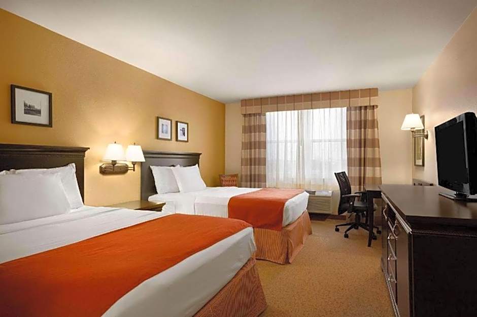 Country Inn & Suites by Radisson, Dundee, MI