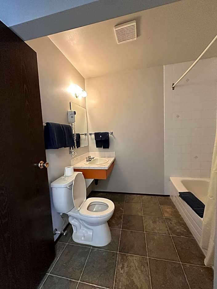 Howard Johnson by Wyndham Edson