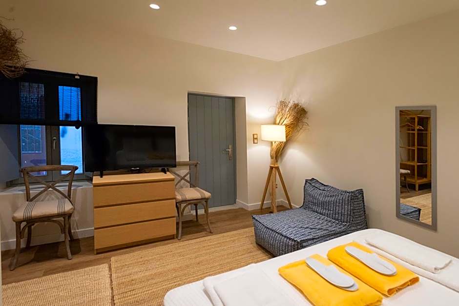 Pylosea Luxury Lodge