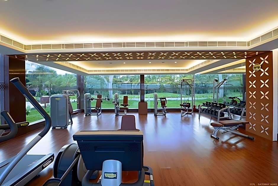 Hotel Naveen Lakeside