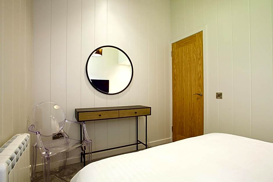 LOCH TAY HIGHLAND LODGES and GLAMPING PARK