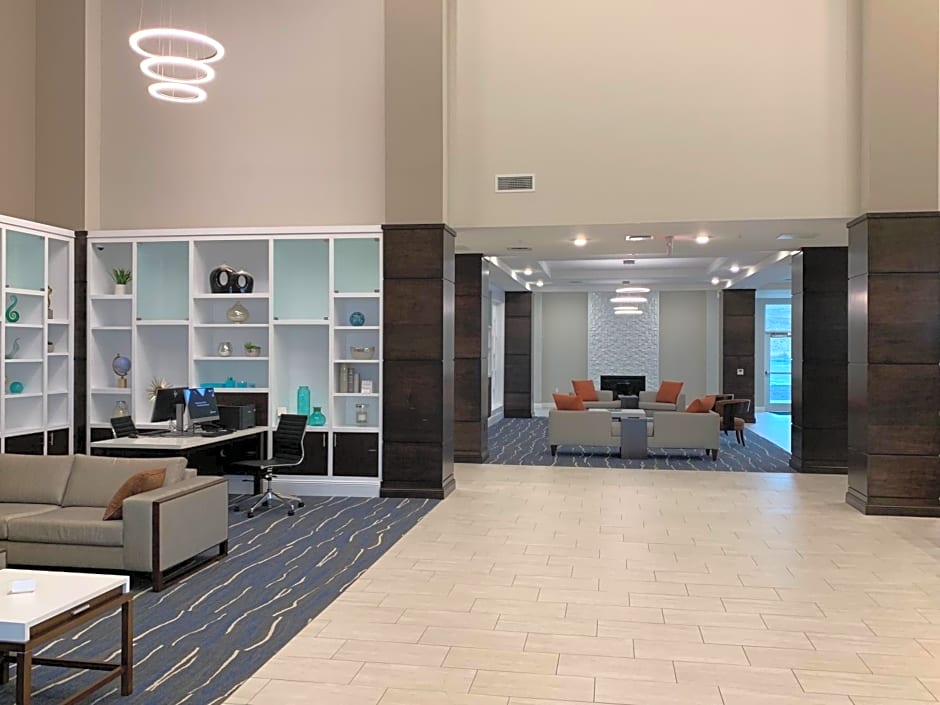 Holiday Inn Hotel and Suites Jefferson City By IHG