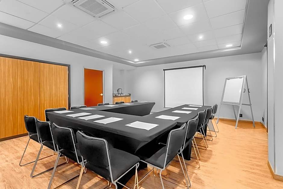 City Express by Marriott Leon