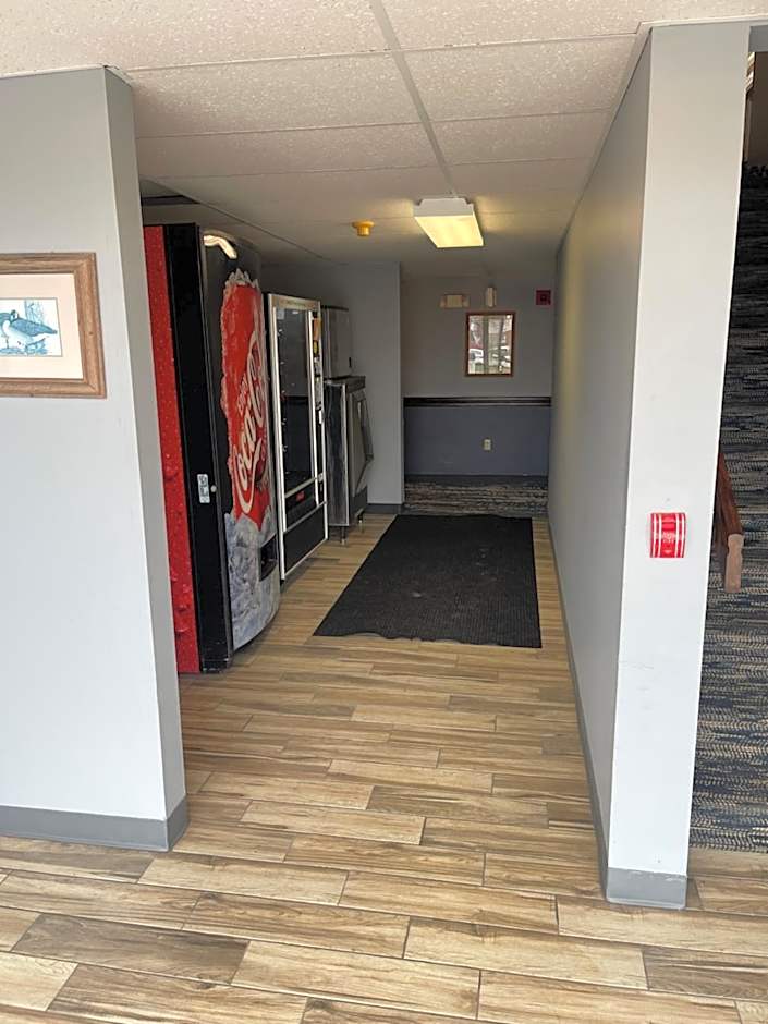AmericInn by Wyndham Willmar