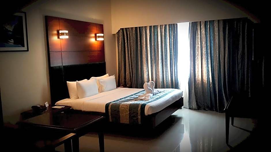 Shenbaga Hotel & Convention Centre