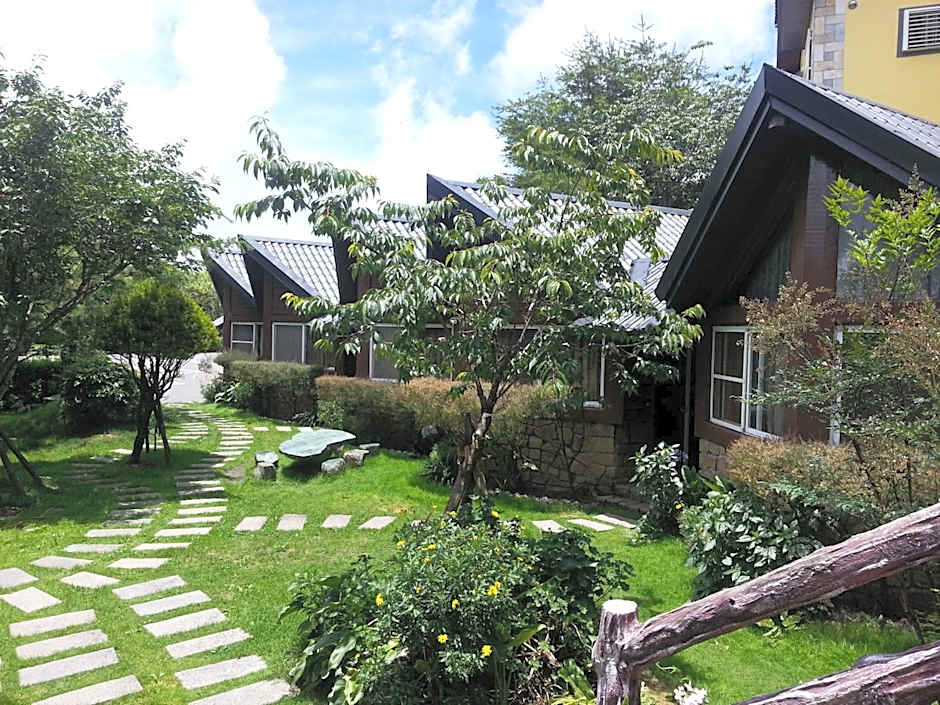 Liching Garden Villa