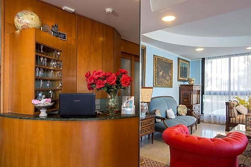 Hotel Mercedes