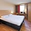 ibis Sisteron