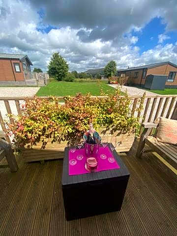 16 Lake View, Pendle View Holiday Park, Clitheroe