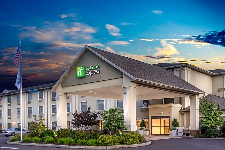 Holiday Inn Express Bloomsburg Hotel