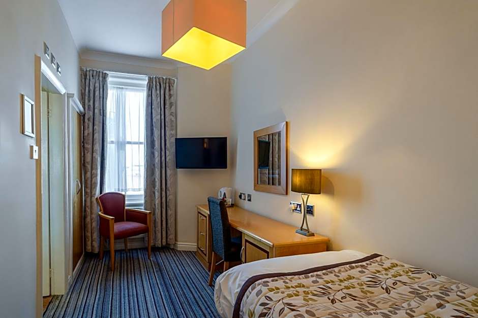 Royal Hotel