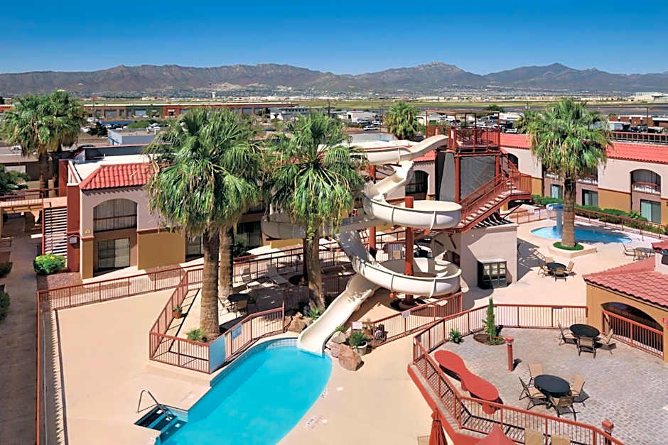Wyndham El Paso Airport Hotel And Water Park