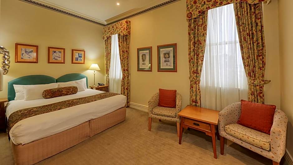 Royal Exchange Hotel