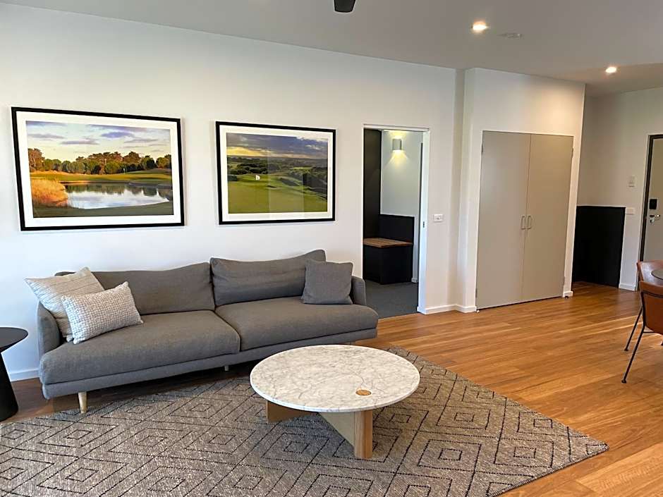 13th Beach Golf Lodges