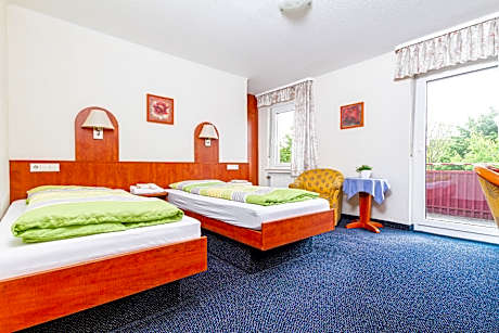 Doppelbett oder zwei Einzelbetten-Eigenes Badezimmer-Standard